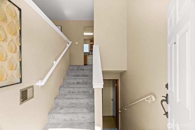 7944 Spartan Court SE, Olympia, WA 98503