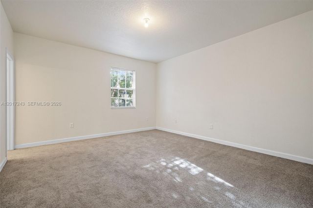 9243 SW 170th Ave, Miami, FL 33196