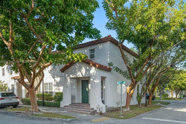 9243 SW 170th Ave, Miami, FL 33196