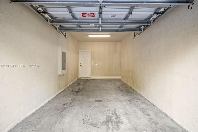 9243 SW 170th Ave, Miami, FL 33196
