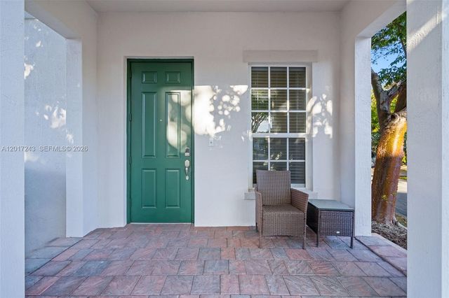9243 SW 170th Ave, Miami, FL 33196