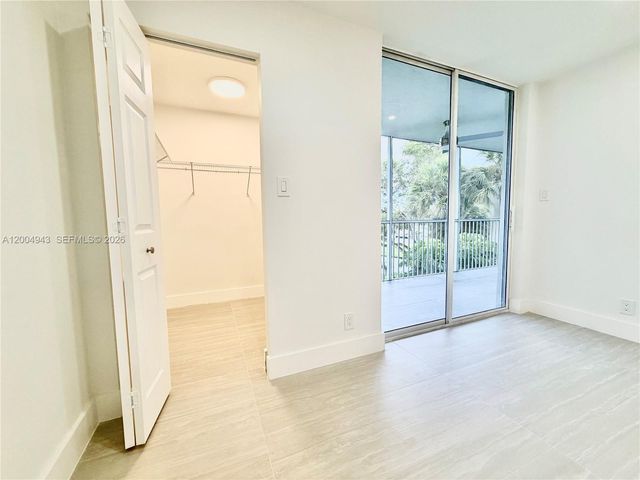 3361 NW 47th Terrace 329, Lauderdale Lakes, FL 33319