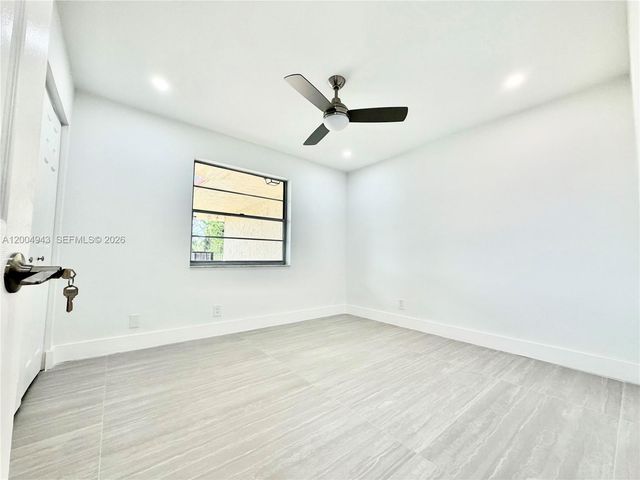 3361 NW 47th Terrace 329, Lauderdale Lakes, FL 33319