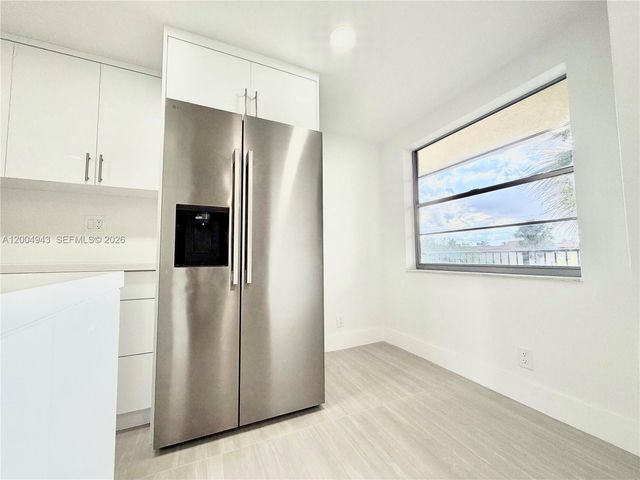 3361 NW 47th Terrace 329, Lauderdale Lakes, FL 33319