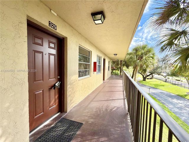 3361 NW 47th Terrace 329, Lauderdale Lakes, FL 33319