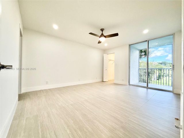 3361 NW 47th Terrace 329, Lauderdale Lakes, FL 33319