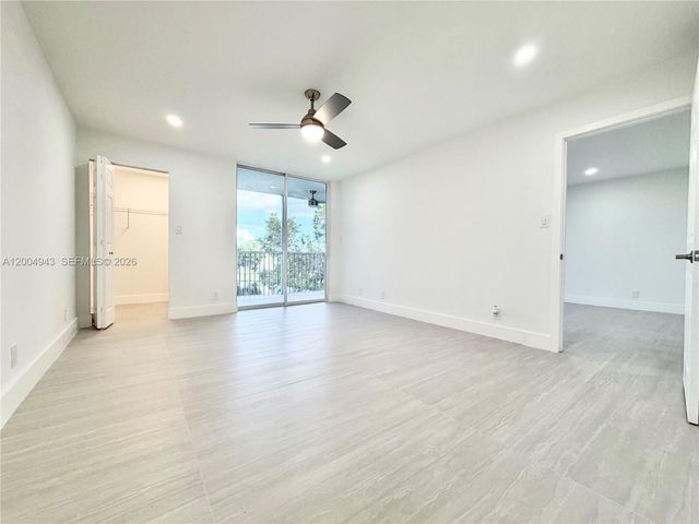 3361 NW 47th Terrace 329, Lauderdale Lakes, FL 33319