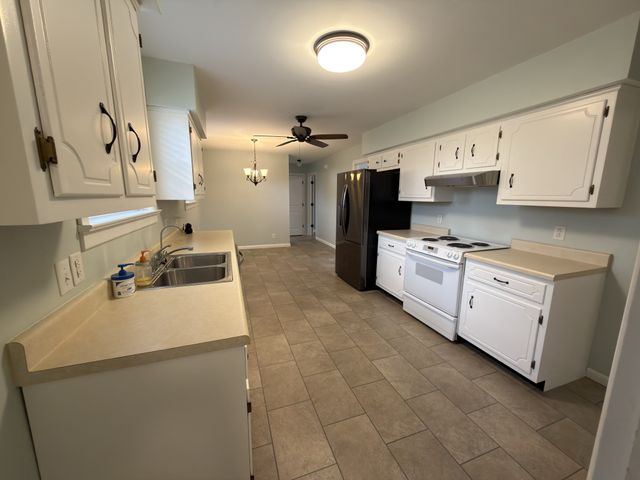 209 Old Trenton Rd, Clarksville, TN 37040