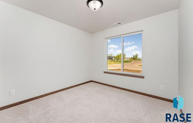 601 N Union Ave Avenue, Sioux Falls, SD 57110