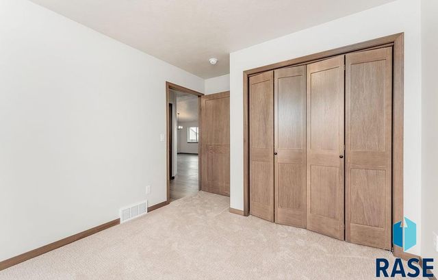 601 N Union Ave Avenue, Sioux Falls, SD 57110