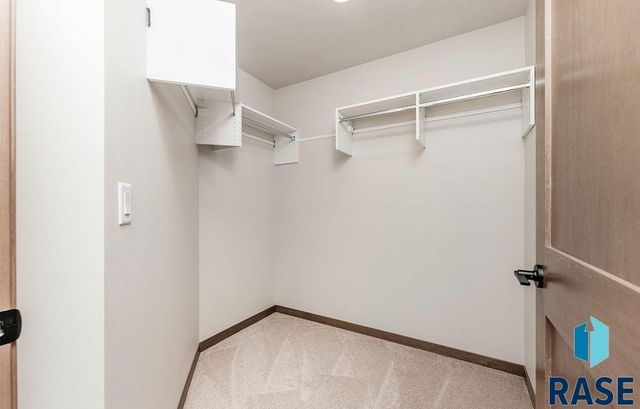 601 N Union Ave Avenue, Sioux Falls, SD 57110