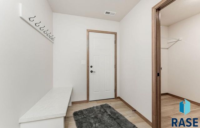 601 N Union Ave Avenue, Sioux Falls, SD 57110