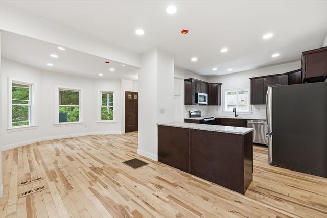 71 Cottage Street, Boston, MA 02132