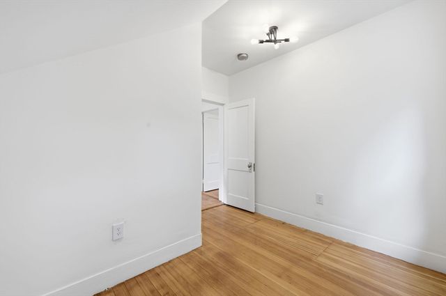 71 Cottage Street, Boston, MA 02132