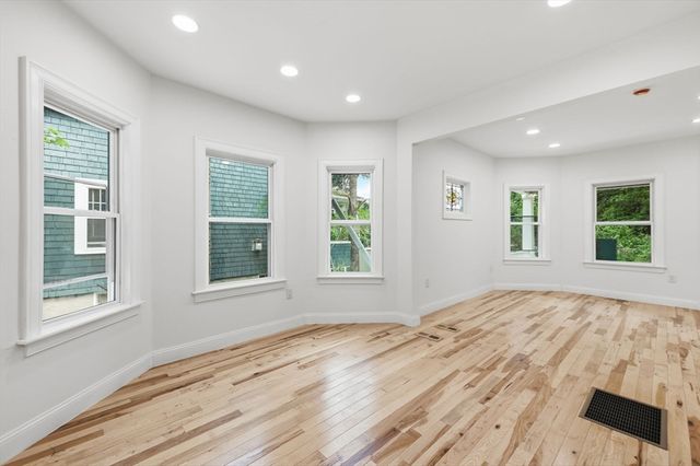 71 Cottage Street, Boston, MA 02132