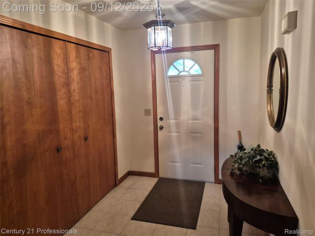 53639 Cranston Drive, Macomb Township, MI 48042