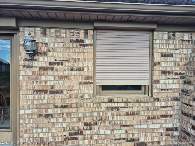 53639 Cranston Drive, Macomb Township, MI 48042