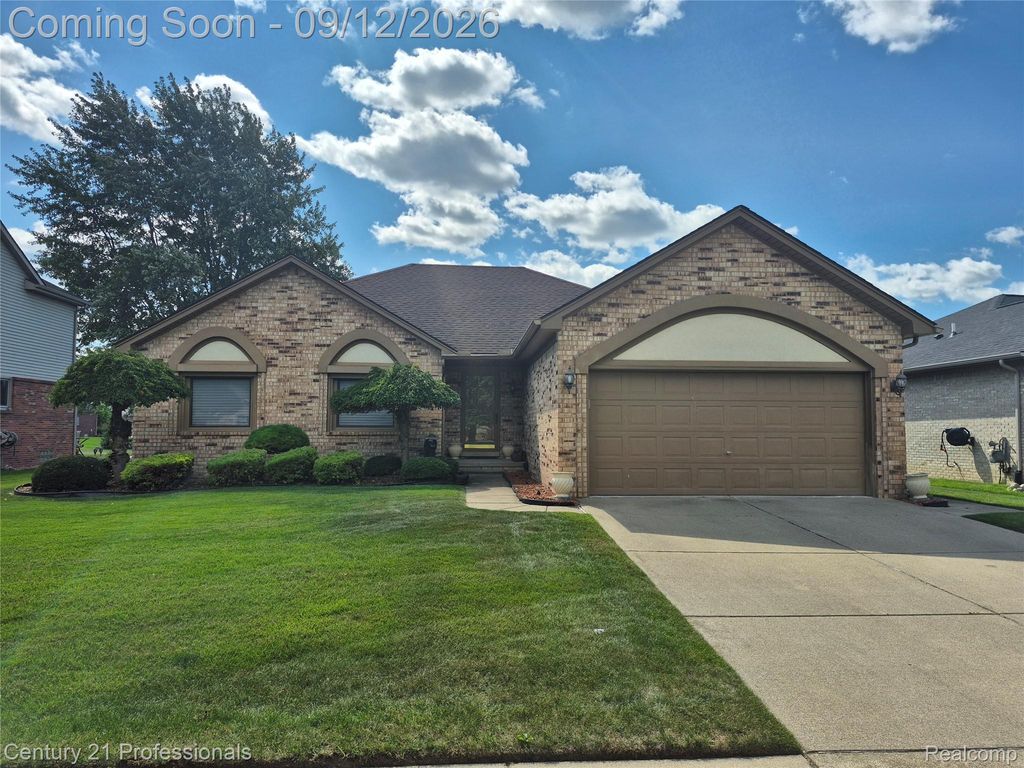 53639 Cranston Drive, Macomb Township, MI 48042