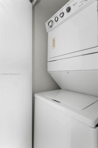 60 SW 13th St 3213, Miami, FL 33130