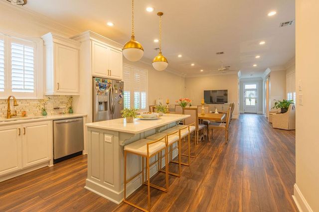 200 Rue St Sydney, Houma, LA 70360