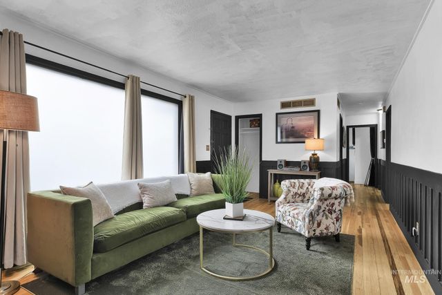 2519 S Vista Ave, Boise, ID 83705