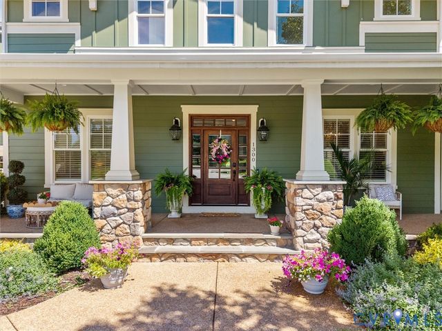 1300 Baltrey Ln, Midlothian, VA 23112