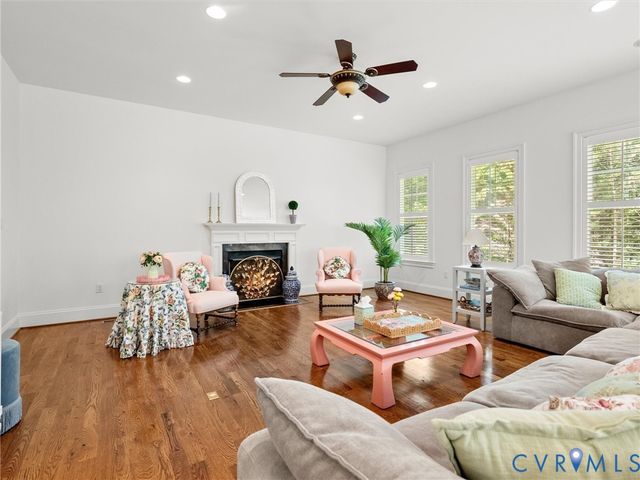 1300 Baltrey Ln, Midlothian, VA 23112