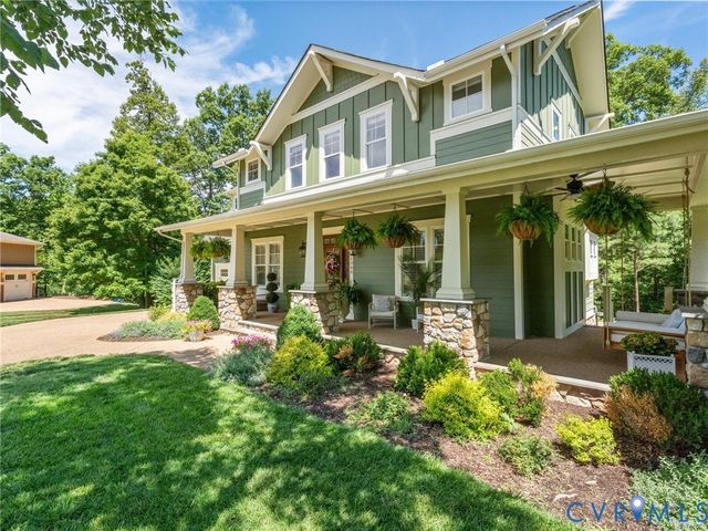 1300 Baltrey Ln, Midlothian, VA 23112