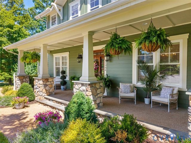 1300 Baltrey Ln, Midlothian, VA 23112