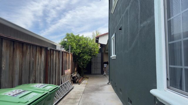 33520 Depot Road, Union City, CA 94587