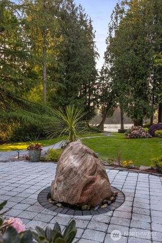 3718 S 334th Street, Federal Way, WA 98001