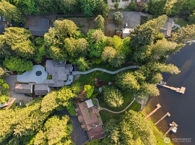 3718 S 334th Street, Federal Way, WA 98001