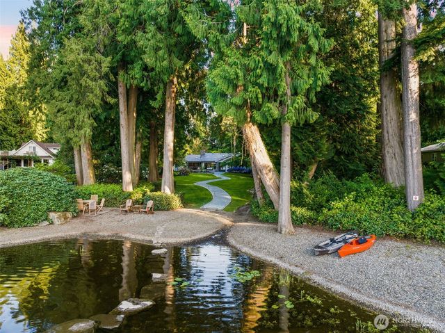 3718 S 334th Street, Federal Way, WA 98001