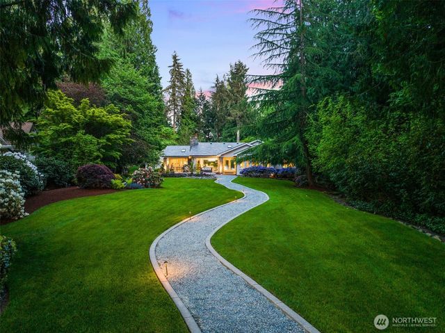 3718 S 334th Street, Federal Way, WA 98001