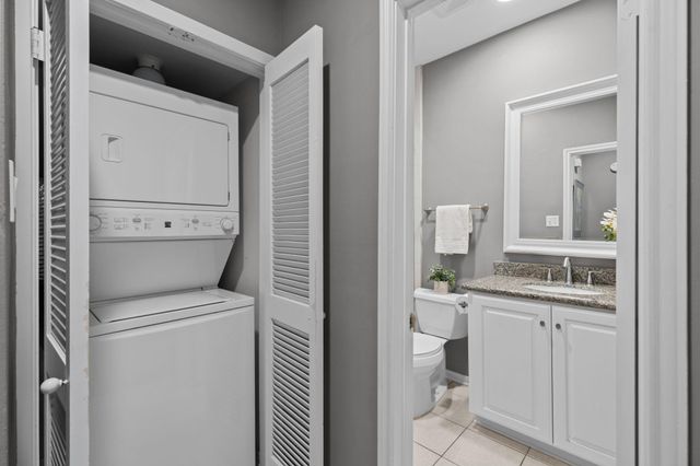 2212 Hopkins Street 2212, Houston, TX 77006
