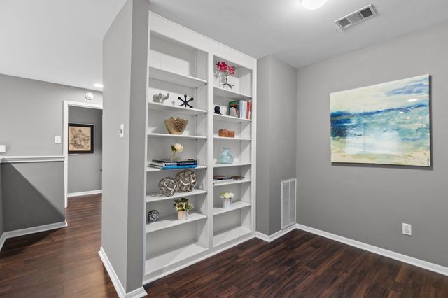2212 Hopkins Street 2212, Houston, TX 77006