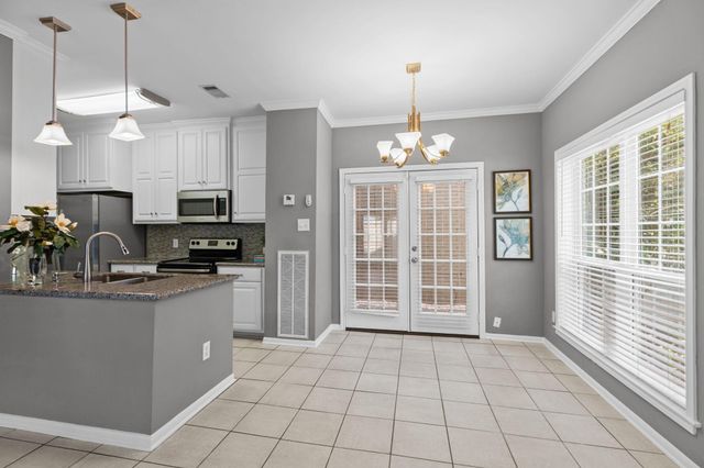 2212 Hopkins Street 2212, Houston, TX 77006