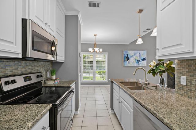 2212 Hopkins Street 2212, Houston, TX 77006