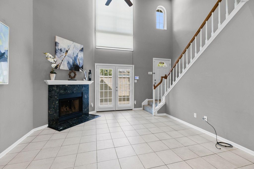 2212 Hopkins Street 2212, Houston, TX 77006