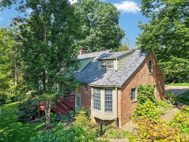 444 Hidden Valley Lane, Wyoming, OH 45215