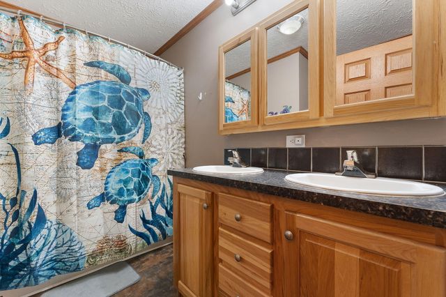2028 E 925 N, Wheatfield, IN 46392