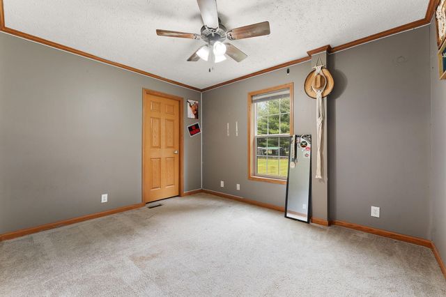 2028 E 925 N, Wheatfield, IN 46392