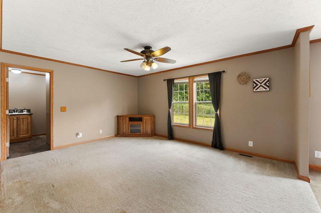 2028 E 925 N, Wheatfield, IN 46392