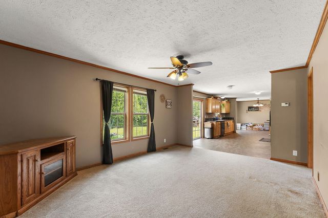 2028 E 925 N, Wheatfield, IN 46392