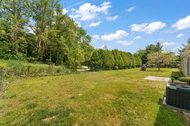 2028 E 925 N, Wheatfield, IN 46392