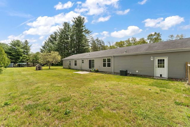 2028 E 925 N, Wheatfield, IN 46392