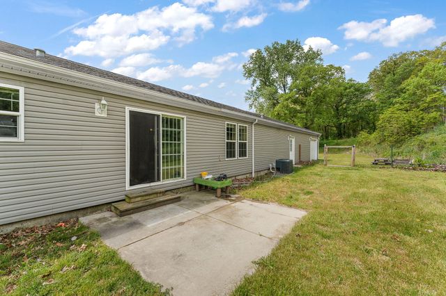 2028 E 925 N, Wheatfield, IN 46392