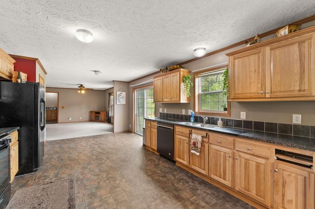 2028 E 925 N, Wheatfield, IN 46392