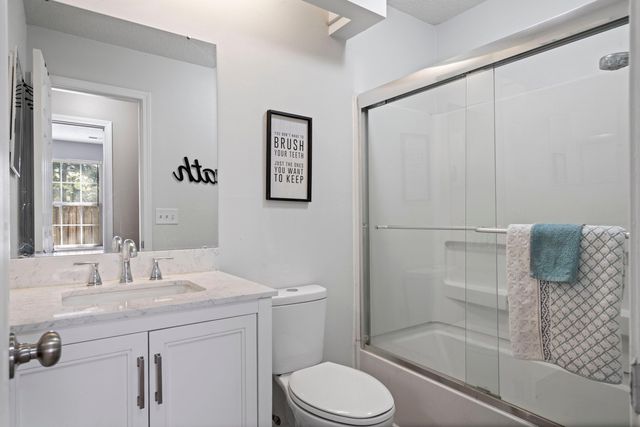 309 Regent Street, Summerville, SC 29483