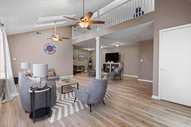 309 Regent Street, Summerville, SC 29483